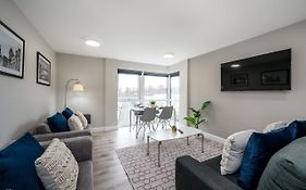 Host Apartments - Large 3 Bedroom Apartment In Liverpool!